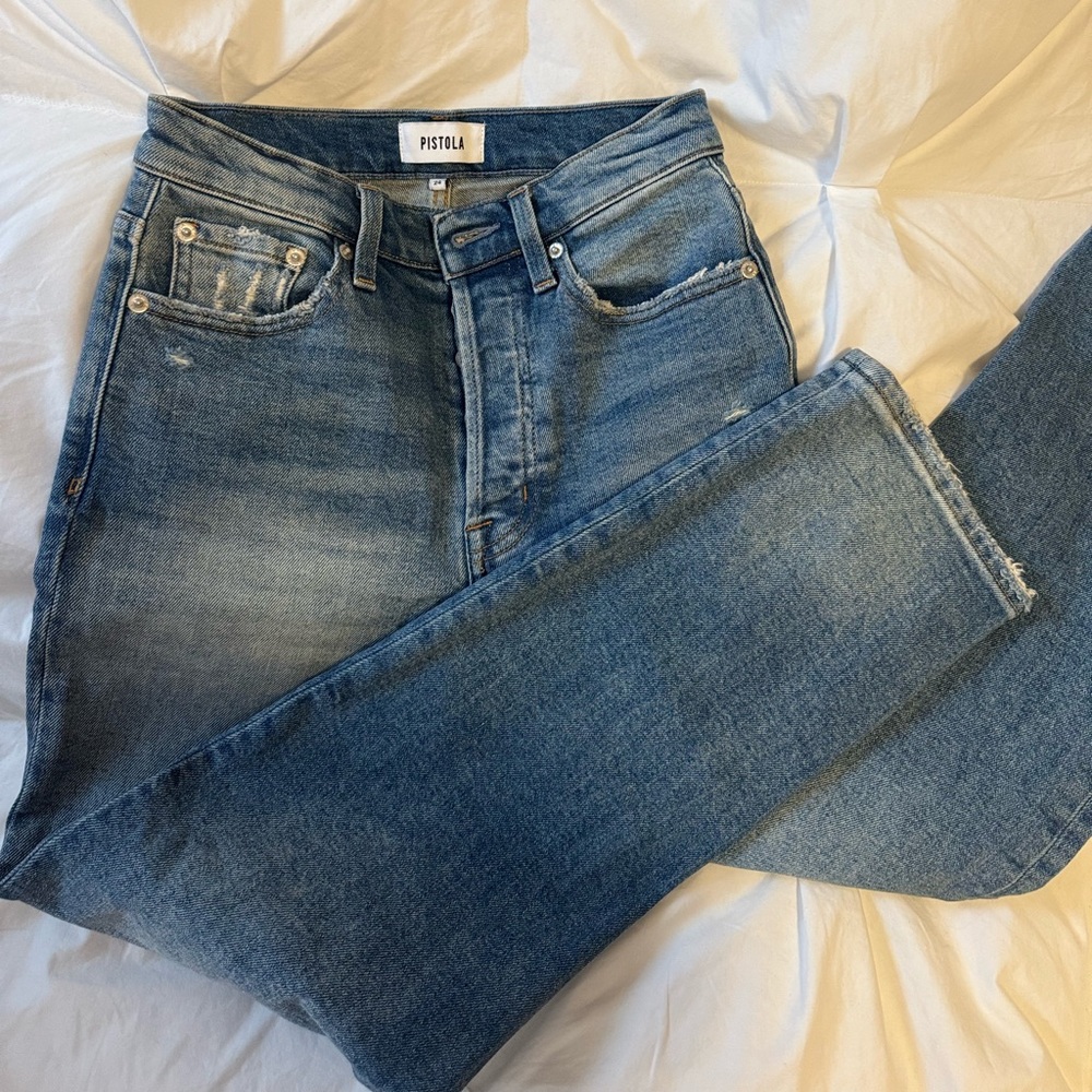 Pistola Straight Leg Jeans